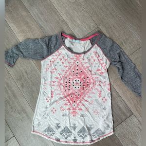 Maurice’s medium shirt